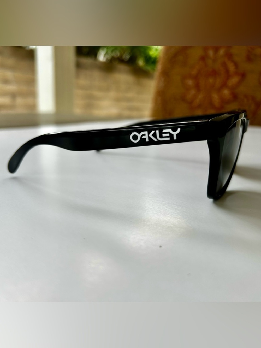 Oakley OO9013 Frogskins Square Sunglasses - Picture 6 of 11
